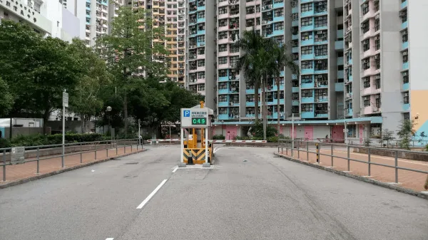 Tin Yiu Car Park parking entrance parking entrance