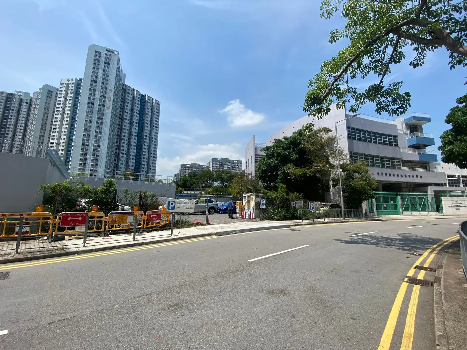 Tsing Chin Street Car Park parking entrance parking entrance