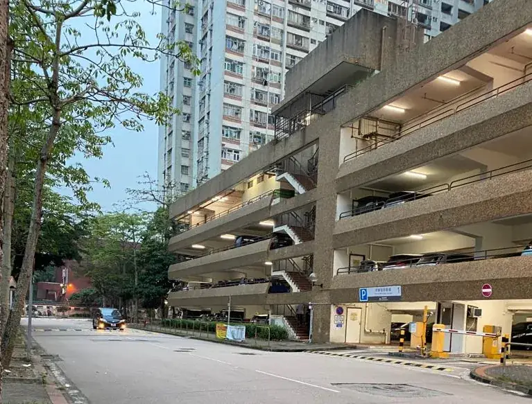 Cheung Wah Car Park A parking entrance parking entrance