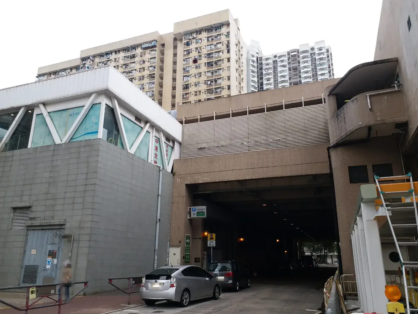 Tai Wo Car Park B parking entrance parking entrance